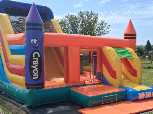 springkasteel Crayon met glijbaan